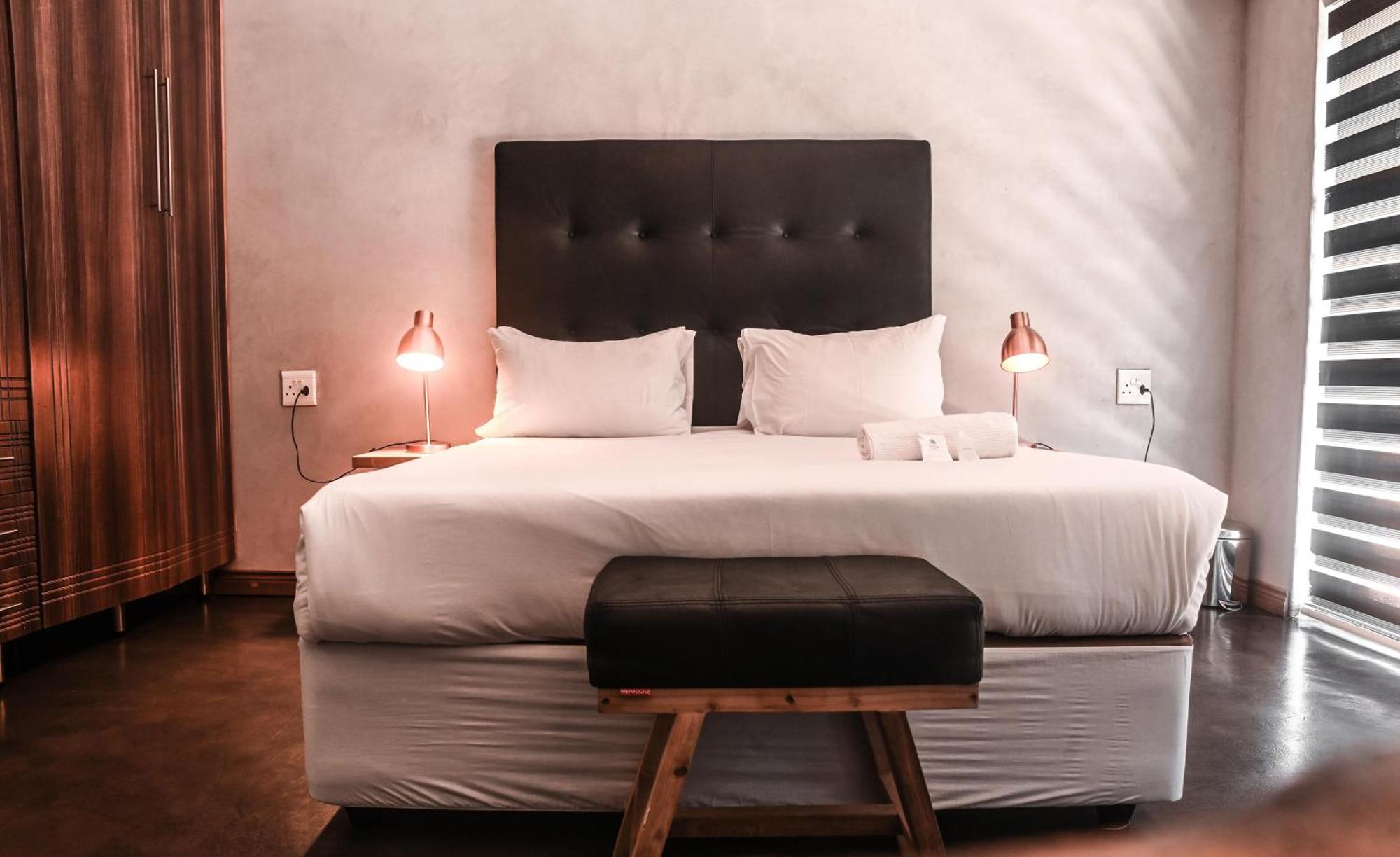 Anisa Guesthouse Тохоянду Стая снимка