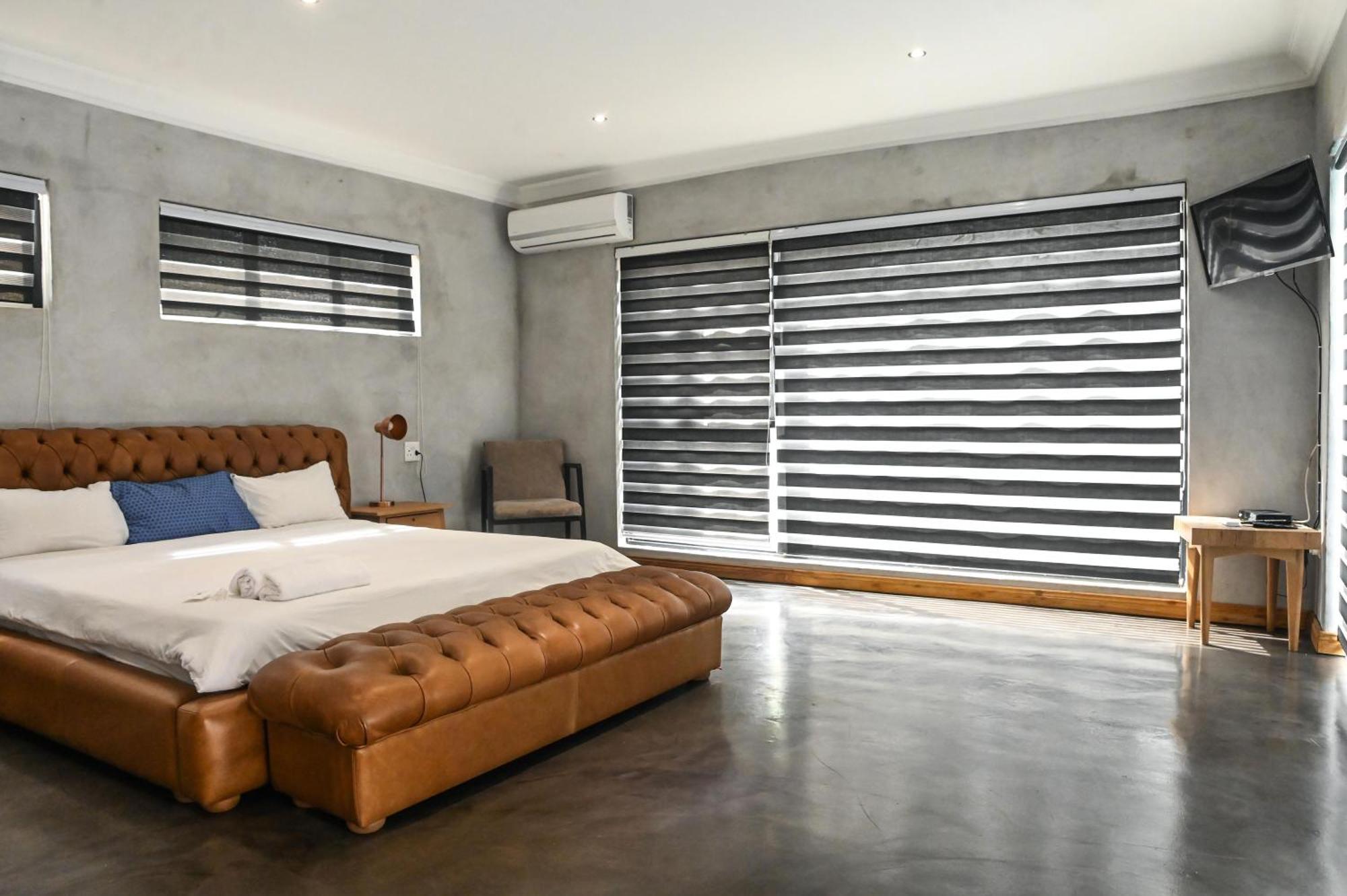 Anisa Guesthouse Тохоянду Стая снимка
